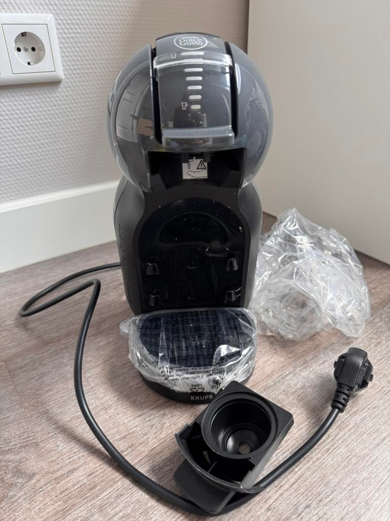 Dolce gusto, Witgoed en Apparatuur, Koffiezetapparaten, Ophalen of Verzenden, 1 kopje, Koffiepads en cups, Afneembaar waterreservoir