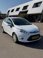 Ford Fiësta 1.6 Tdci 5DR 2012 Wit dealer onderhouden!, Auto's, Ford, Voorwielaandrijving, Stof, Zwart, 96 €/maand