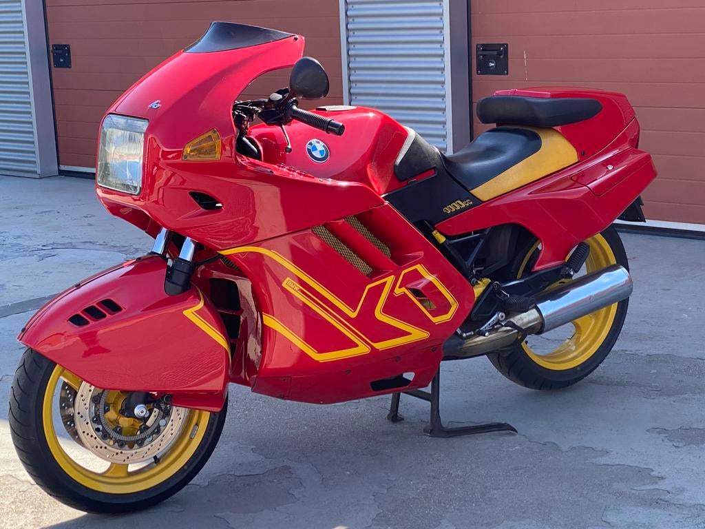 Rood/gele k1, Motoren, Motoren | BMW, Particulier, Sport, meer dan 35 kW, 4 cilinders, Motorrijbewijs A, Cardan-aandrijving, Ophalen