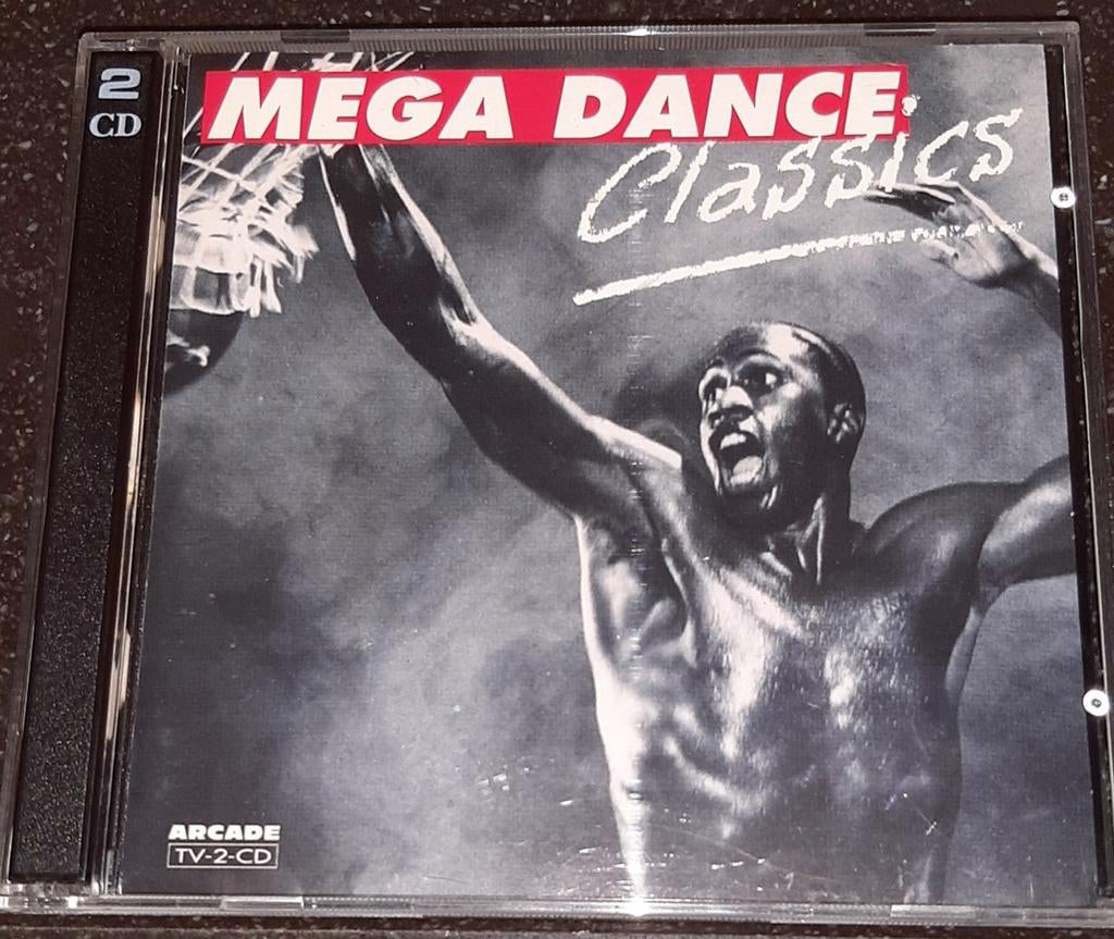 Mega dance classics 2cd, Cd's en Dvd's, Cd's | Verzamelalbums, Ophalen of Verzenden, Zo goed als nieuw, Dance, Boxset
