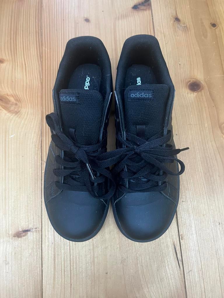 Adidas sneakers maat 39, Kleding | Dames, Schoenen, Ophalen, Zo goed als nieuw, Zwart, Sneakers of Gympen