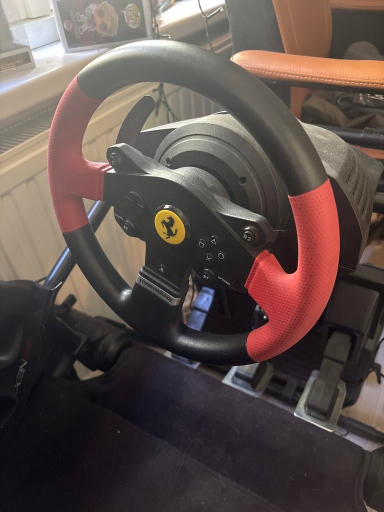 Thrustmaster T-150 Ferrari Integral Racing Wheel Alcantara, Ophalen, Zo goed als nieuw, Controller, Sony PlayStation
