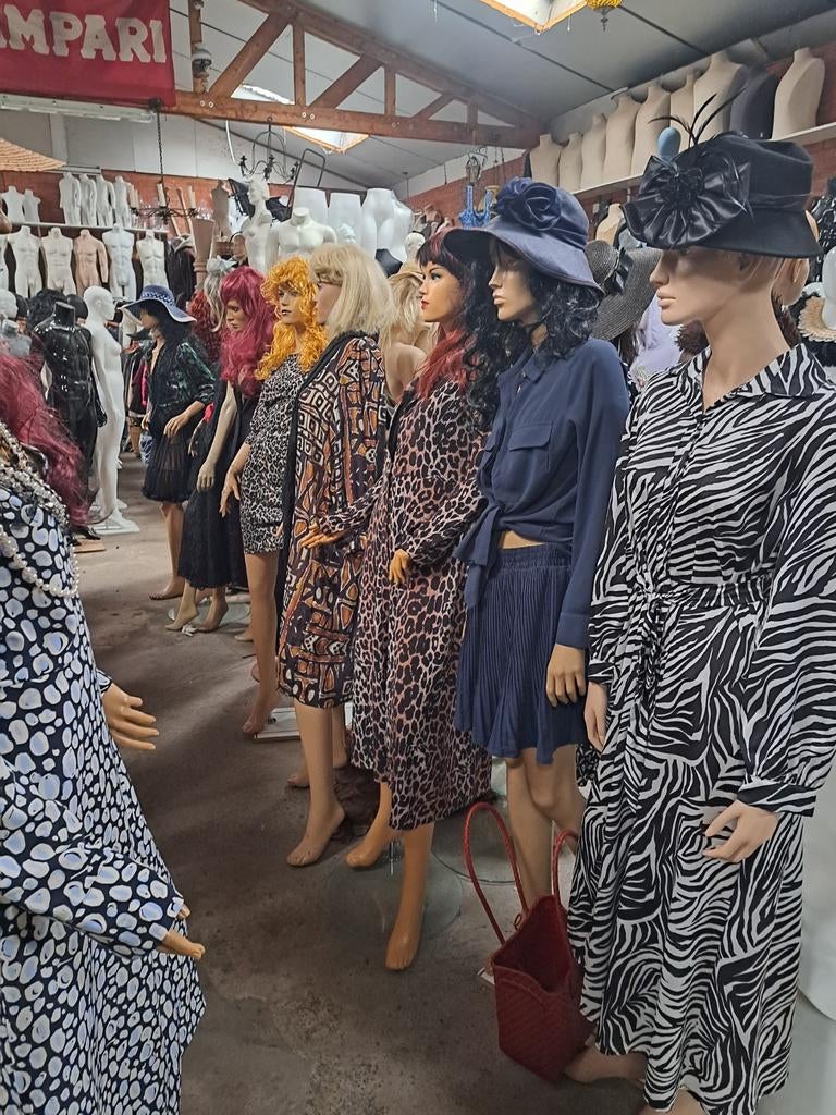 ETALAGEPOPPEN/PASPOPPEN/ETALAGEPOP, Ophalen of Verzenden, Gebruikt