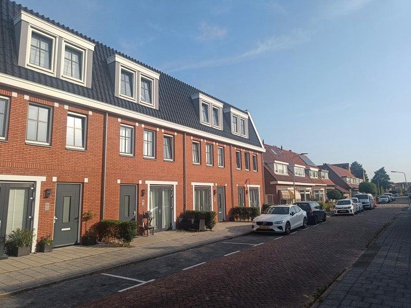 NIEUW! Woonruimte te huur Jan de Windstraat, Beverwijk, Huizen en Kamers