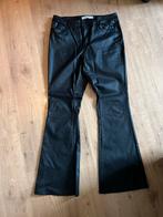 Coated Zwarte flared broek VeroModa, Zwart, Maat 46/48 (XL) of groter, Ophalen of Verzenden, Lang