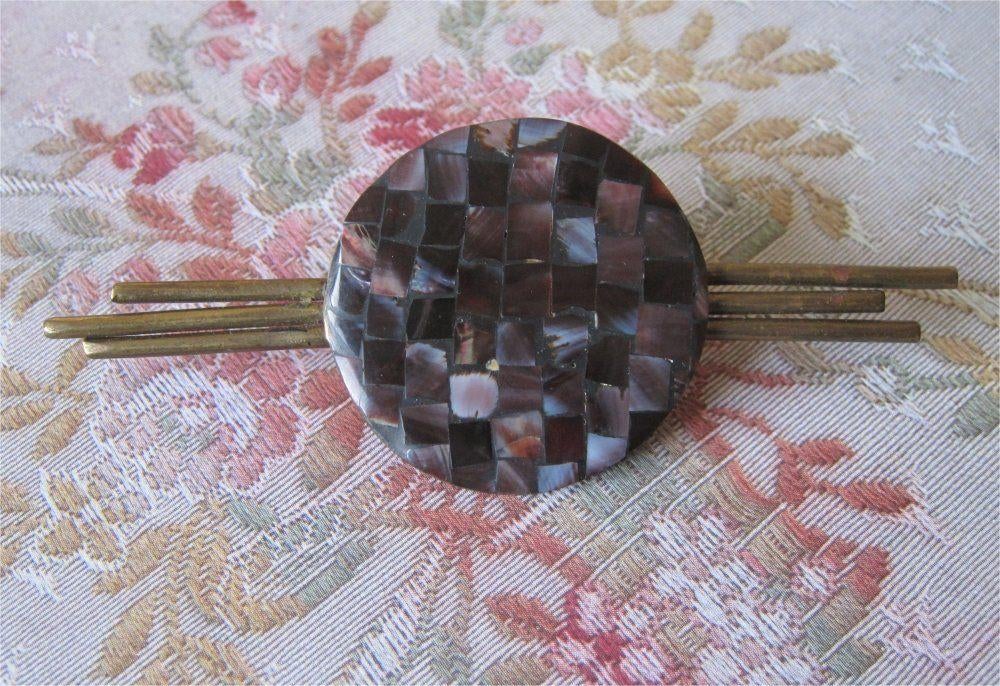 Vintage broche, lila, paarse kleurschakeringen, Overige materialen, Paars, Ophalen of Verzenden, Zo goed als nieuw