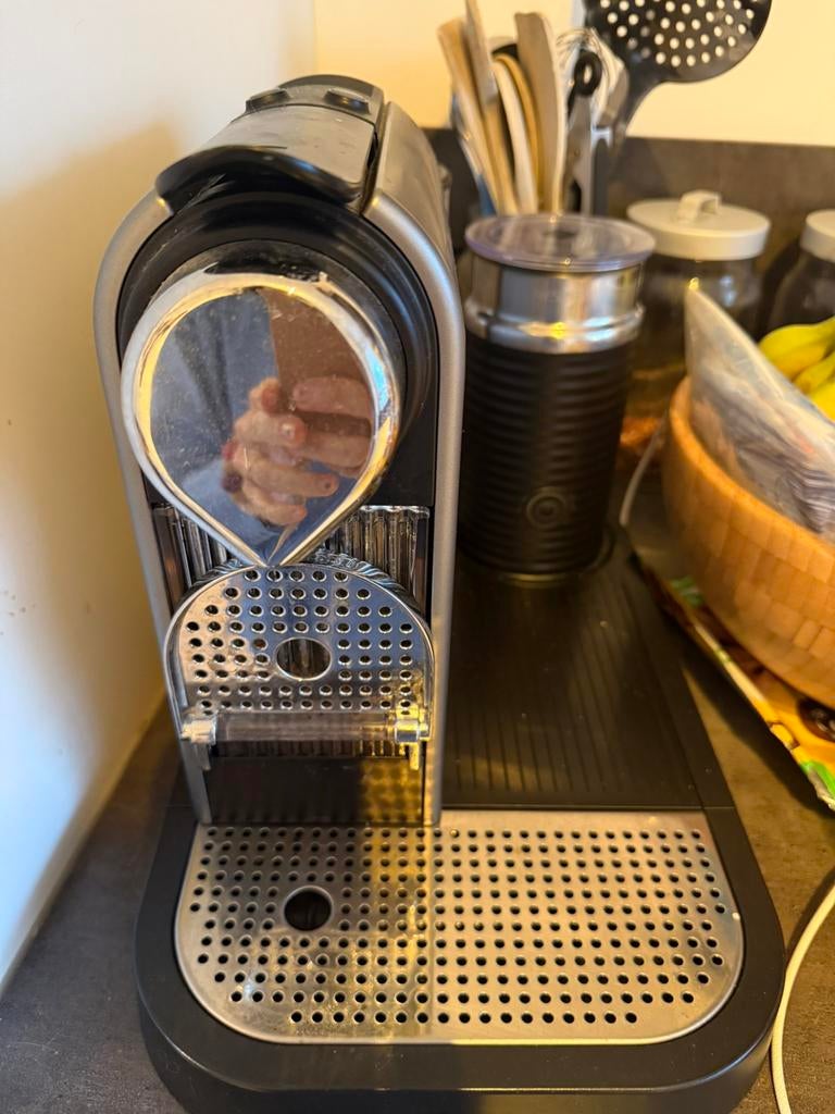 Nespresso Krups met opschuimer - CitiZ & Milk XN730T, Witgoed en Apparatuur, Koffiezetapparaten, Ophalen of Verzenden, Zo goed als nieuw