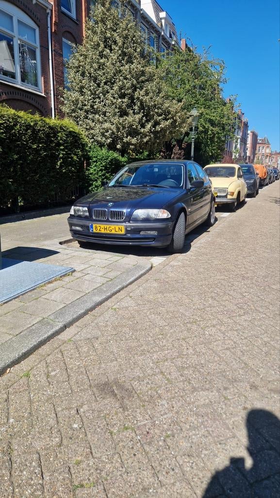 BMW 3-Serie 2.2 I 320 AUT 2001 Blauw, Auto's, Achterwielaandrijving, Blauw, Particulier, 1600 kg