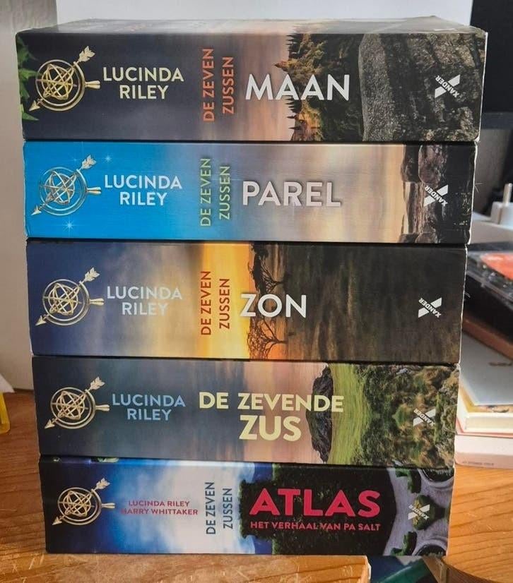 Lucinda Riley 5x Losse Paas verkoop(dl 4 tm 8), Ophalen of Verzenden
