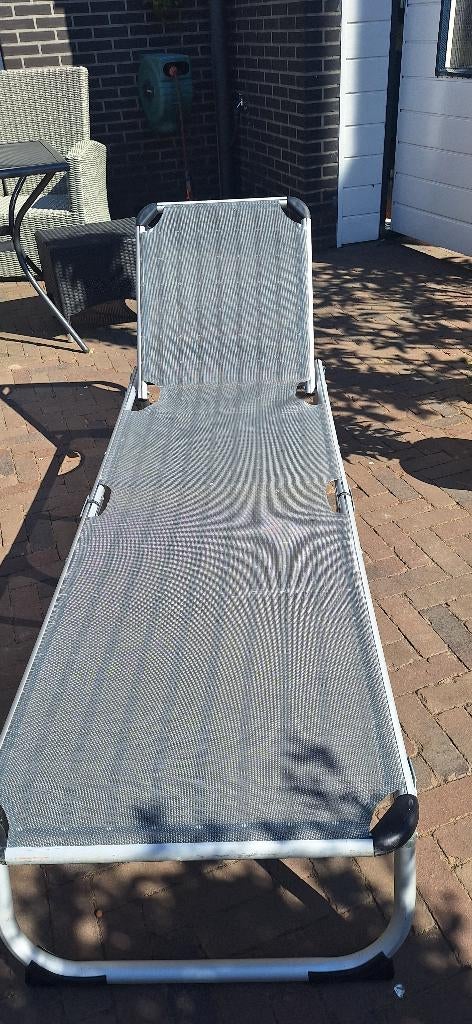 ligbed c.q. zonnebed, aluminium, Ophalen, Zo goed als nieuw, Aluminium, Verstelbaar
