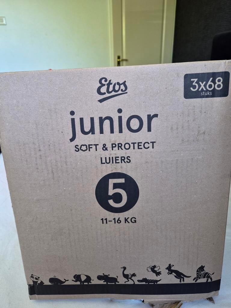 Etos Junior luiers maat 5 (11-16 kg) - doos met paar uit, Ophalen, Zo goed als nieuw