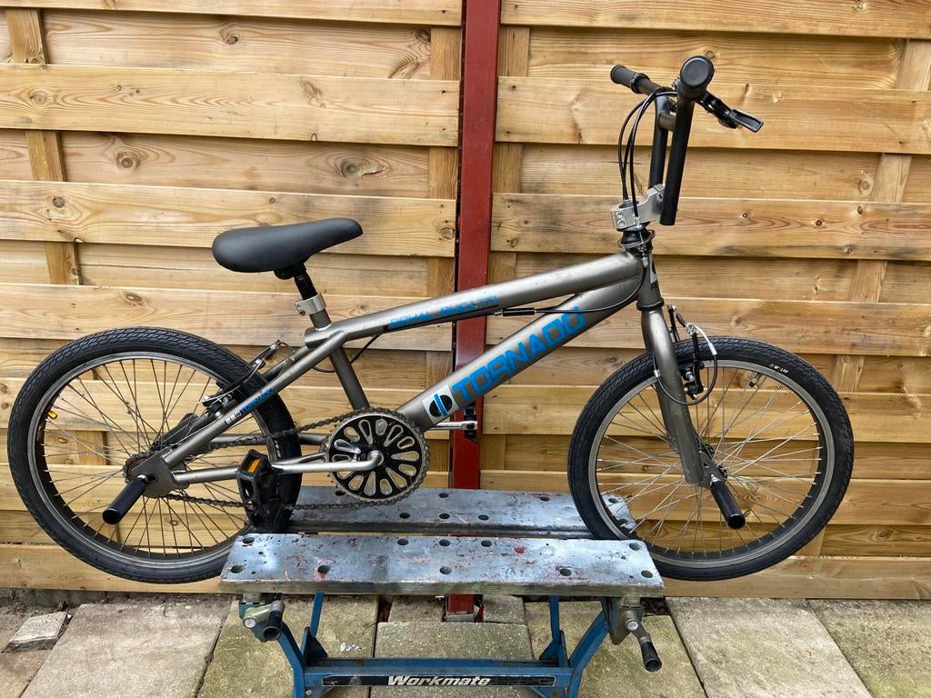Bmx 20 inch, Fietsen en Brommers, Fietsen | Crossfietsen en BMX, Ophalen of Verzenden, Zo goed als nieuw, Staal