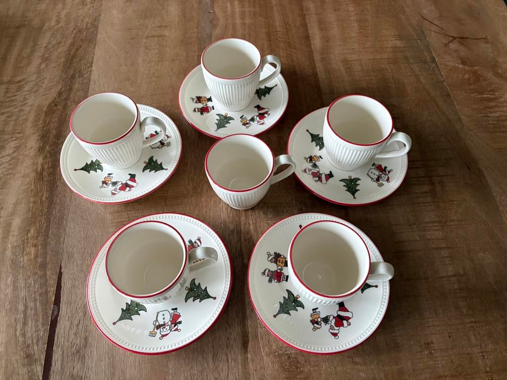 5 x Wedgwood Windsor Christmas kop en schotels, Huis en Inrichting, Keuken | Servies, Ophalen of Verzenden, Zo goed als nieuw