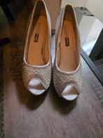 Elegante zilveren pumps met parels - Maat 37, Kleding | Dames, Schoenen, Pumps, Vice Verso, Wit, Nieuw