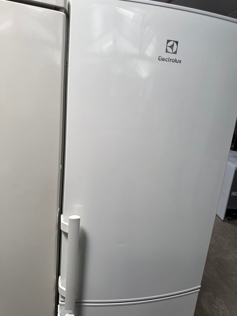ELectrolux EN3613MOW vrijstand koelkast A+++ gebruikt, Ophalen of Verzenden, Zo goed als nieuw, Minder dan 60 cm, Vrieskast