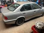Bmw 323i koets met kenteken., Ophalen, Gebruikt, BMW