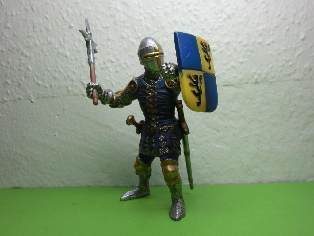 Schleich 70021 ridder met strijdbijl, Verzamelen, Poppetjes en Figuurtjes, Ophalen of Verzenden, Gebruikt