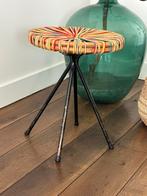 Rohe Noordwolde kruk uit de jaren 60. Retro/ antiek., Huis en Inrichting, Krukjes, Ophalen of Verzenden, Gebruikt, Overige materialen