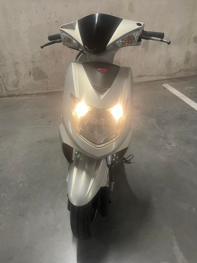 Kymco vp-50, Ophalen, Gebruikt, Benzine, Kymco