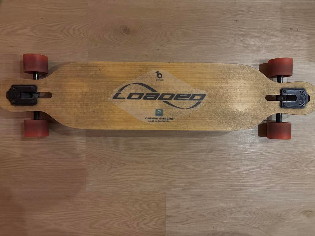 Loaded Dervish Longboard - Bamboe Carving Systeem, Sport en Fitness, Skateboarden, Ophalen of Verzenden, Gebruikt, Skateboard