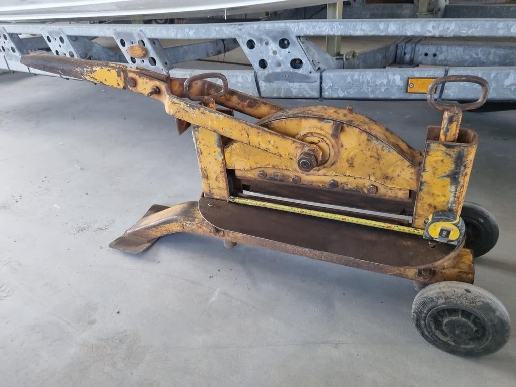 Zware steenknipper, Ophalen of Verzenden, Gebruikt