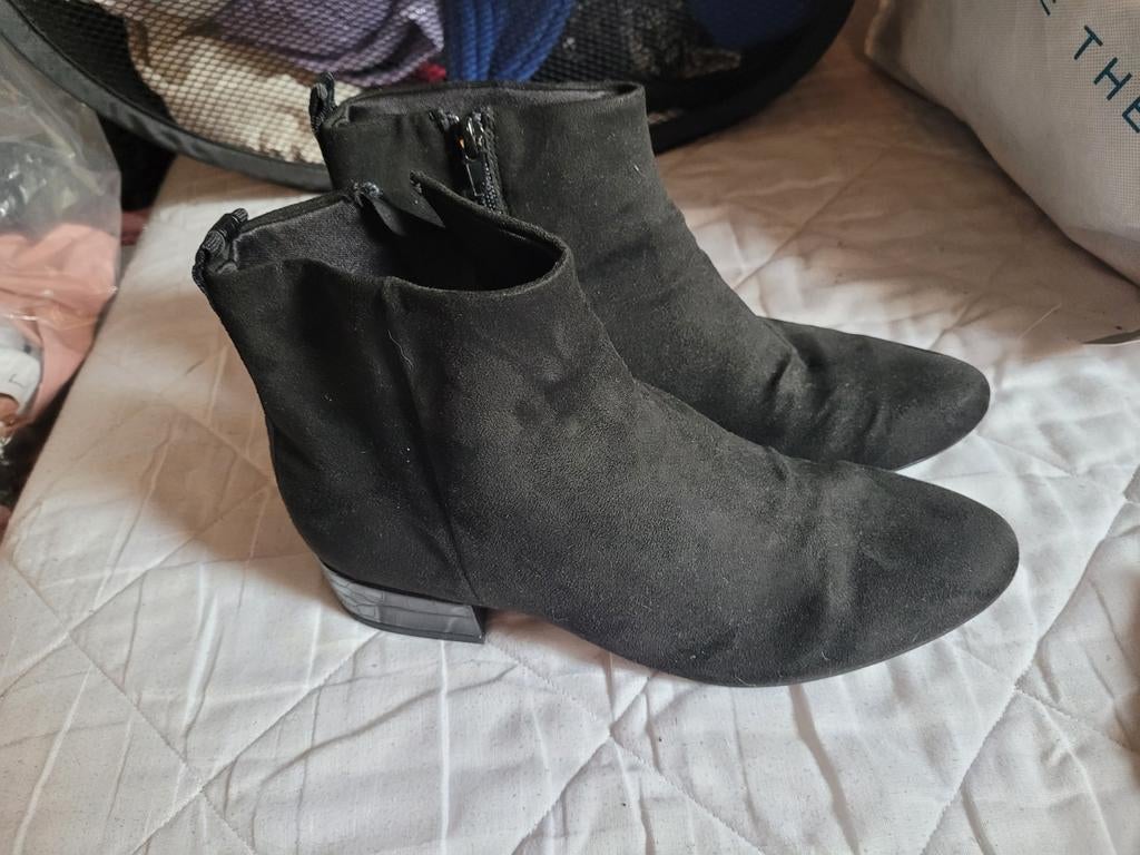 Korte zwarte laarsjes - Maat 39, Kleding | Dames, Ophalen of Verzenden