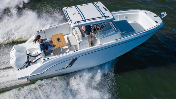 Beneteau Flyer 9 SPACEdeck | Samenstellen vanaf 121.363,-, Watersport en Boten, Speedboten, Nieuw, 6 meter of meer, Overige brandstoffen