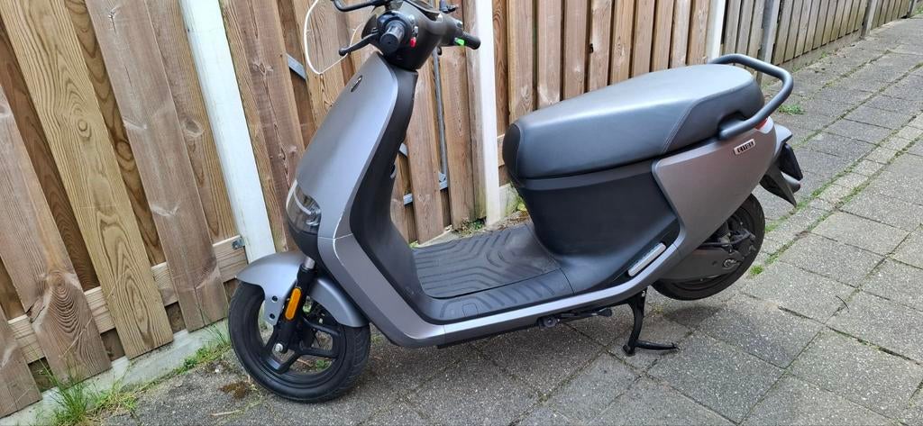 Segway E110 S elektrische brommer scooter -45 km/u, Fietsen en Brommers, Scooters | Overige merken, Ophalen, Gebruikt, Maximaal 45 km/u