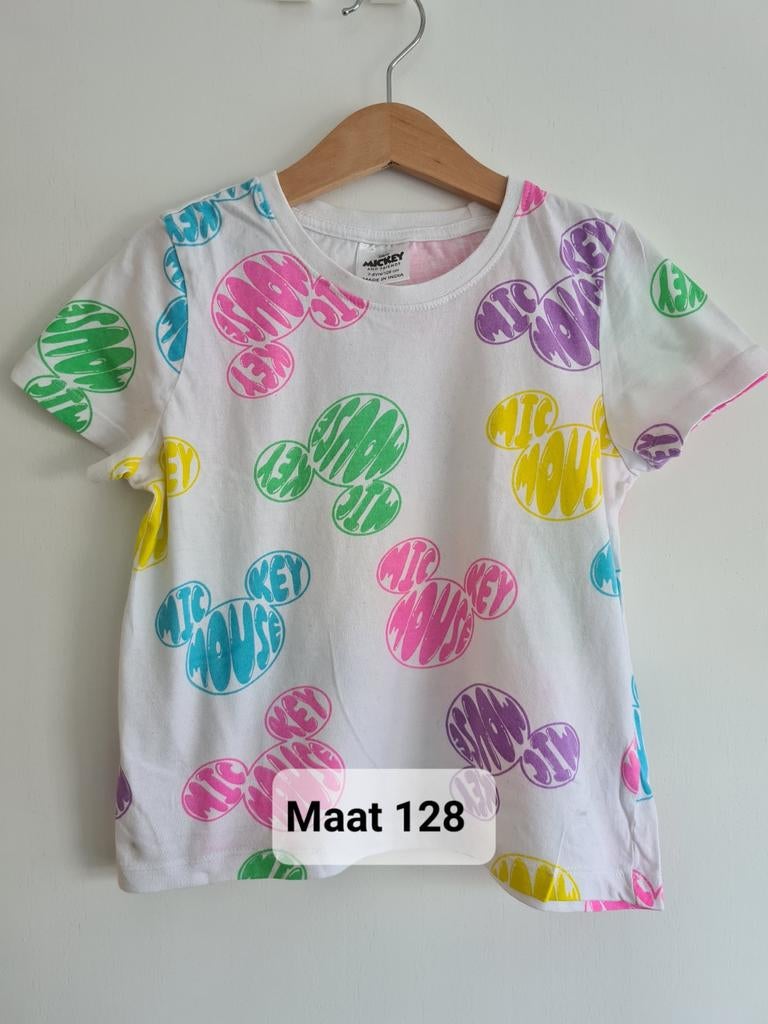 Disney Mickey Mouse T-shirt 
Mt 128, Kinderen en Baby's, Kinderkleding | Maat 128, Disney, Meisje, Ophalen of Verzenden, Zo goed als nieuw