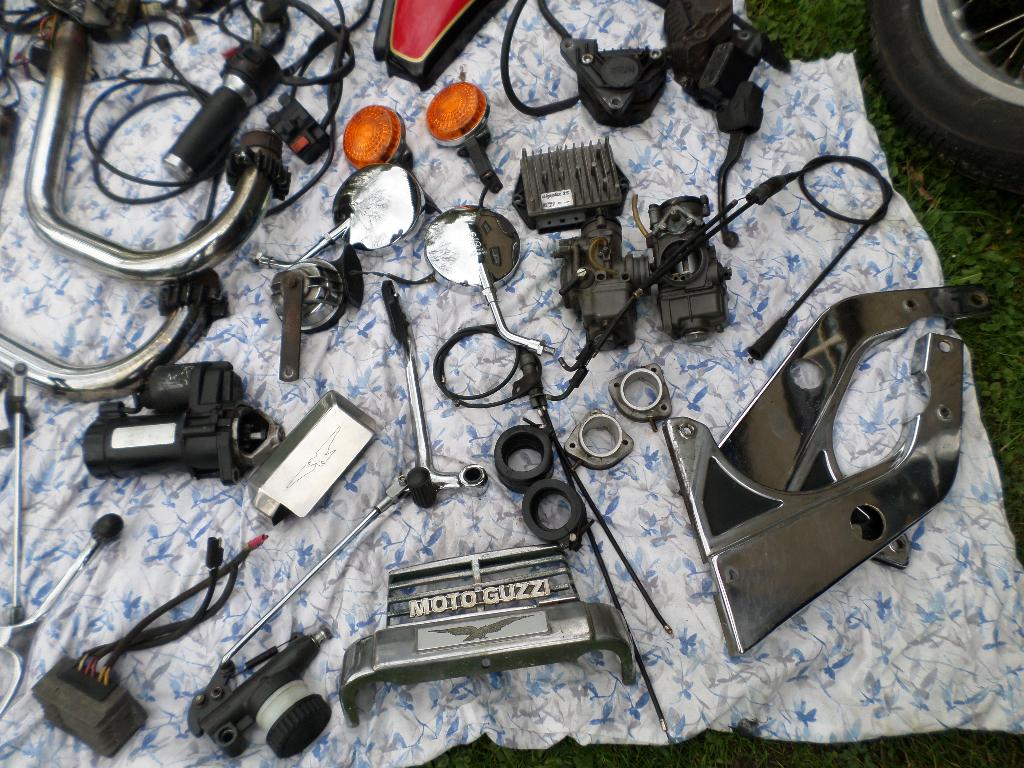 onderdlen moto guzzi cali 1100, Motoren, Ophalen of Verzenden, Gebruikt