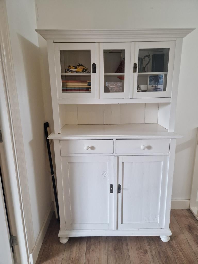 GRATIS Oude wit geschilderde buffetkast, Ophalen, Gebruikt, 150 tot 200 cm, 25 tot 50 cm