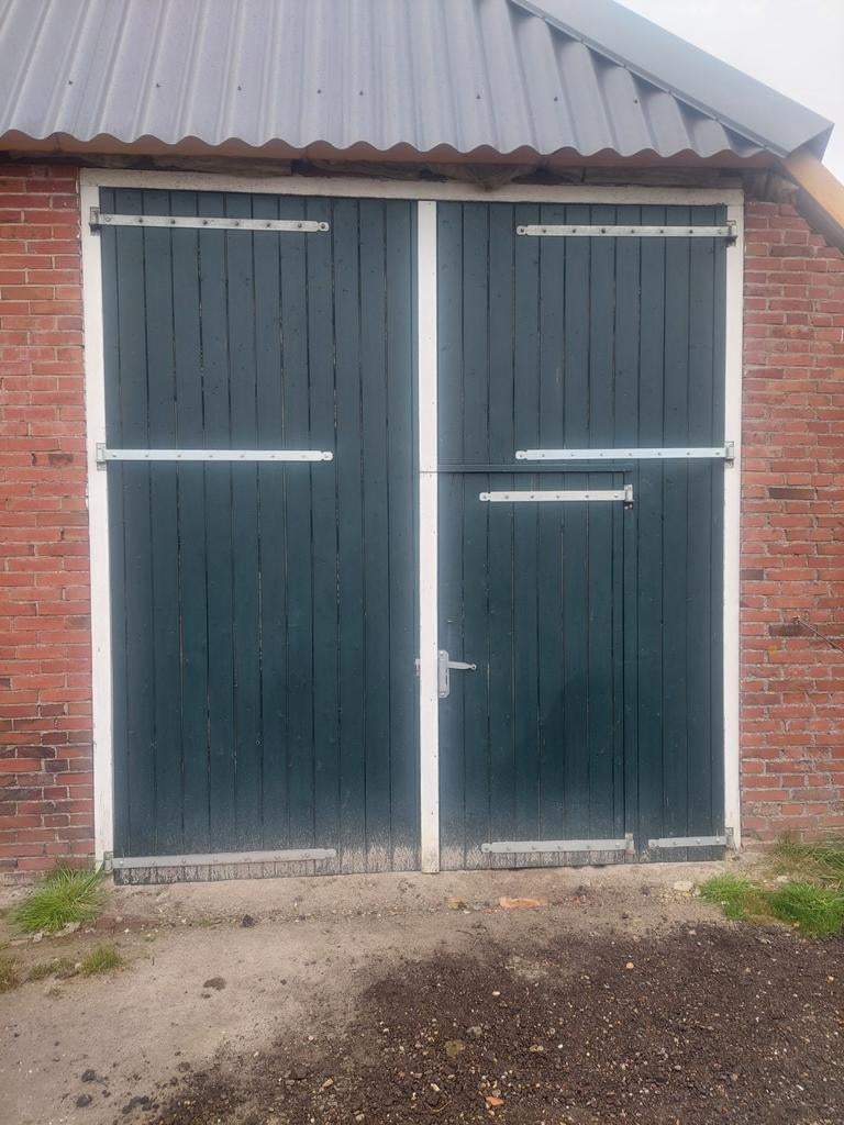 Houten buitendeur, schuurdeur