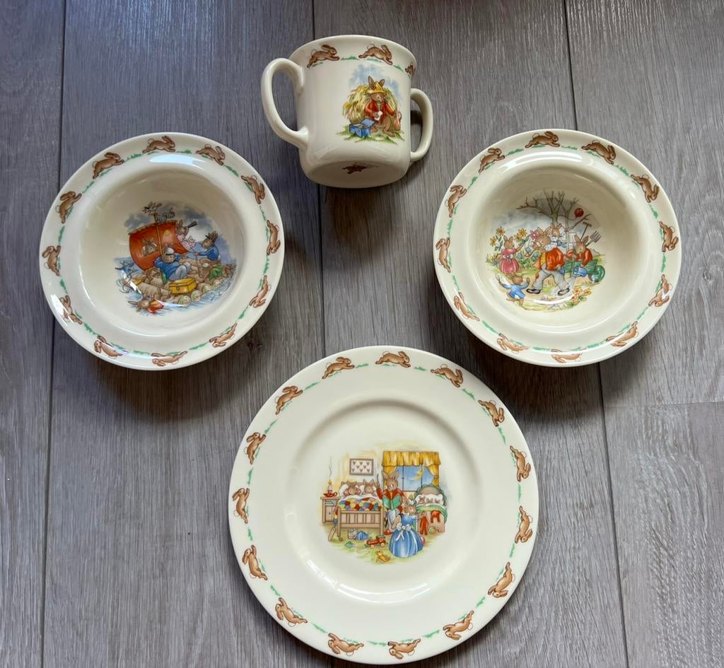 Kinderservies Bunnykins van Royal Doulton, Ophalen of Verzenden, Zo goed als nieuw, Kom(men), Overige stijlen
