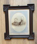 Antiek portret in antieke fotolijst, Ophalen of Verzenden