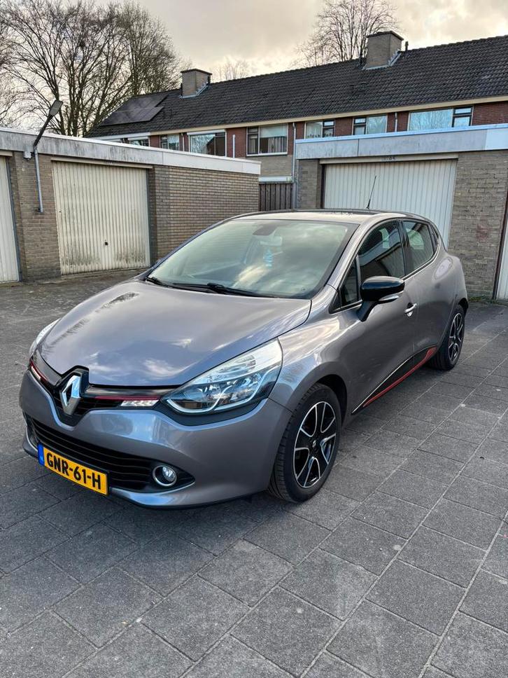 Renault Clio 1.2 TCE AUTOMAAT 5-DRS - 2015, Auto's, Renault, Particulier, Clio, ABS, Airbags, Airconditioning, Bluetooth, Boordcomputer