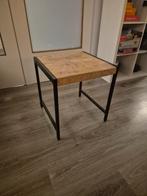 Industriële bijzettafel hout en metaal, Huis en Inrichting, Tafels | Bijzettafels, Minder dan 55 cm, Vierkant, Zo goed als nieuw