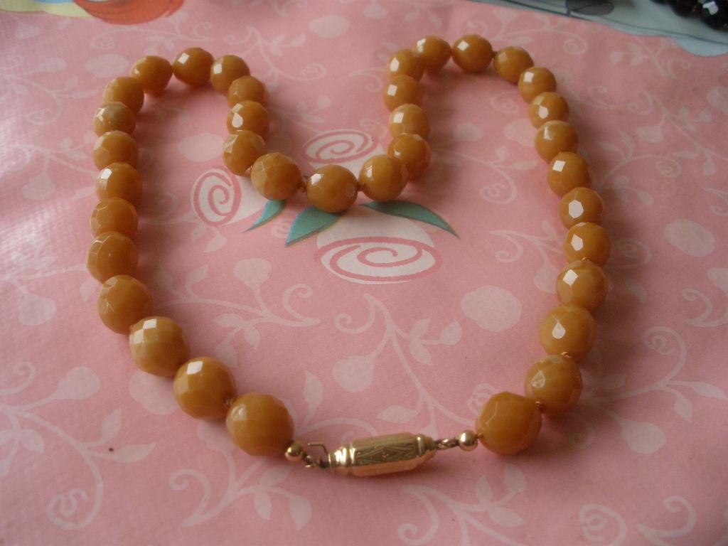 Zeeuwse Carneool ketting met Gouden Slot 1853-1904, Ophalen of Verzenden, Goud, Ketting, Met edelsteen