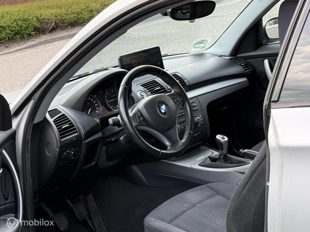 BMW 1-serie 118d Corporate Cruise-Apple CarPlay, 1-Serie, Euro 5, 1995 cc, 4 cilinders