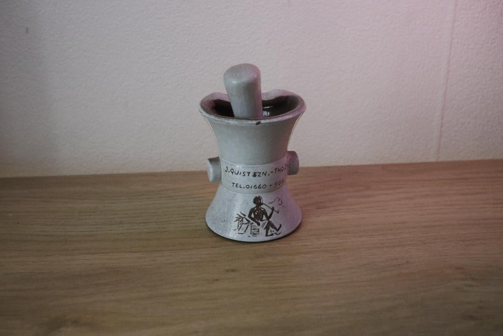 aardewerk apothekers asbak  pot tholen j. Quist & zn zeeland, Antiek en Kunst, Ophalen of Verzenden