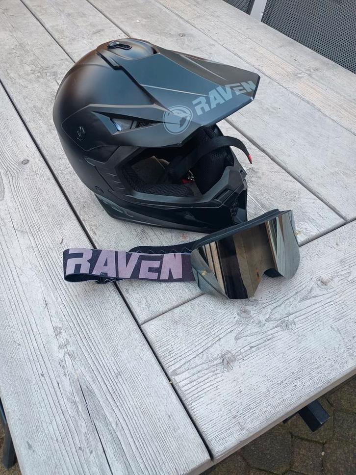 Raven Cross helmet.., Motoren, Kleding | Motorhelmen, Offroadhelm, Overige merken, Tweedehands, Ophalen