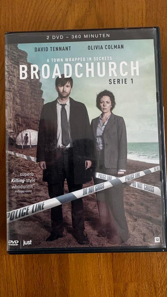 DVD Broadchurch. Seizoen 1 & 2. Izgst, Cd's en Dvd's, Ophalen of Verzenden, Zo goed als nieuw, Detective en Krimi
