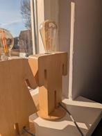 Leuke houten tafellampjes - mannetje en vrouwtje, Ophalen of Verzenden, Zo goed als nieuw, Modern, Speels, Scandinavisch, Minder dan 50 cm