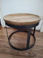 Moderne bijzettafel met mangohout., Huis en Inrichting, Ophalen, Minder dan 45 cm, Minder dan 55 cm, Rond