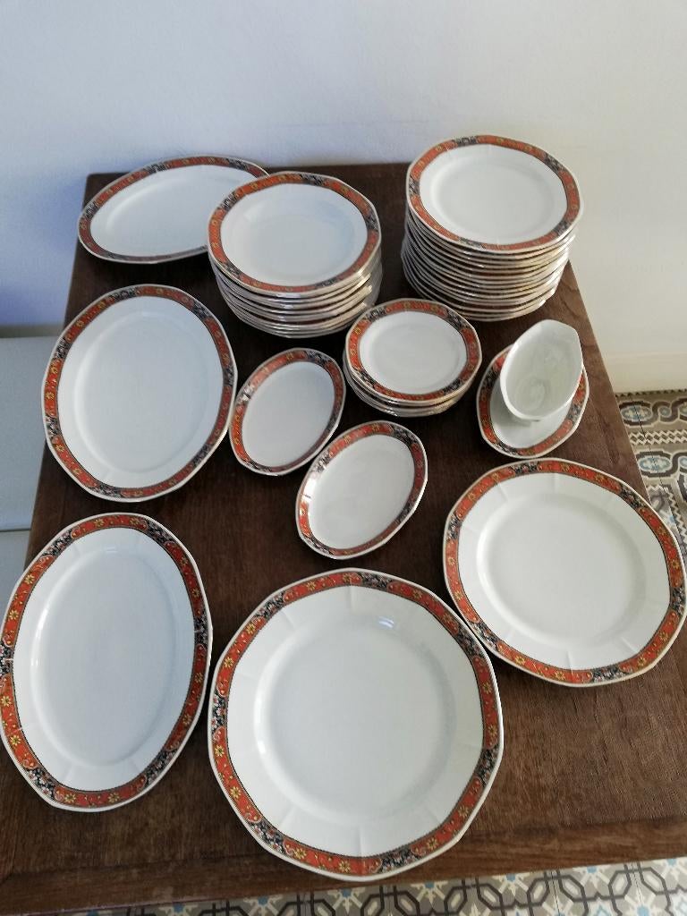 Prachtig vintage eetservies oranje/zwarte decorrand >12 pers, Ophalen, Zo goed als nieuw, Bord(en), Overige stijlen