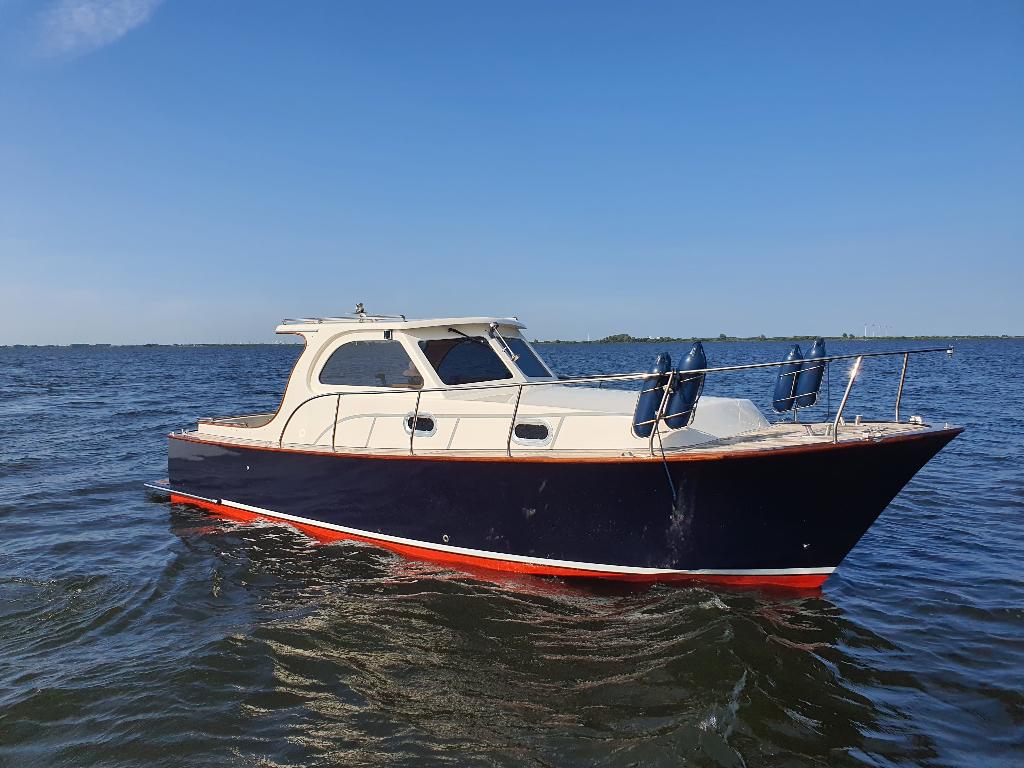 AQUA MAREA 830 CABIN CRUISER, Watersport en Boten, Motorboten en Motorjachten, Gebruikt, Overige materialen, 6 tot 9 meter, Diesel
