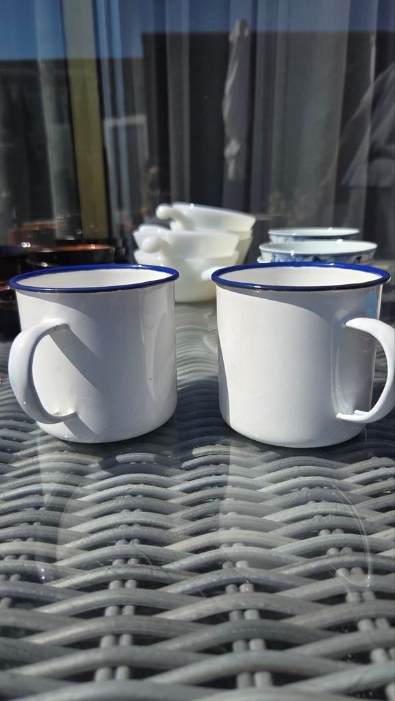 Set van 2 vintage emaille mokken - Swallow Brand China, Ophalen of Verzenden