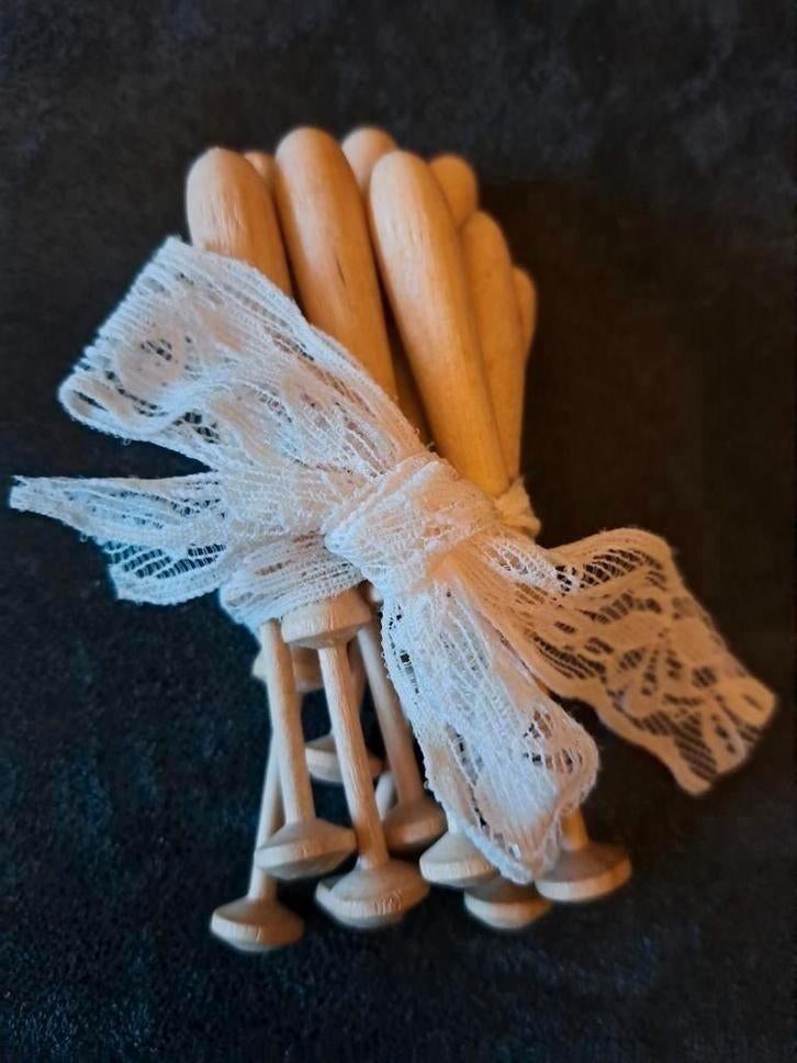 10 klosjes voor kantklossen, Ophalen of Verzenden