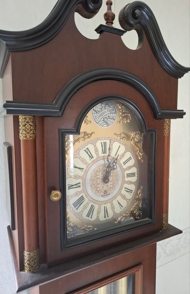 Antieke staande klok met Romeinse cijfers, Antiek en Kunst, Ophalen