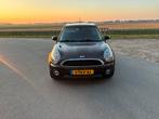 Mini Clubman 1.6 ONE 2010 | APK 04-03-2027!, Auto's, Mini, Voorwielaandrijving, Stof, Clubman, 4 cilinders