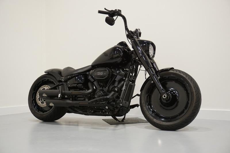 2018 Harley Davidson Softail Fat Boy 114 Full Black Edition, 2 cilinders, Occasion, Motorrijbewijs A, Bedrijf